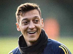 Ozil đã chọn xong bến đỗ sau khi hết hợp đồng với Arsenal