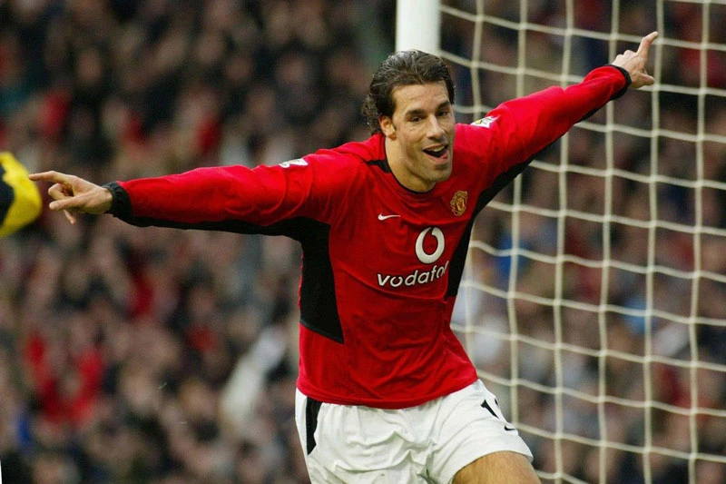 4. Ruud van Nistelrooy (M.U, 131 trận).