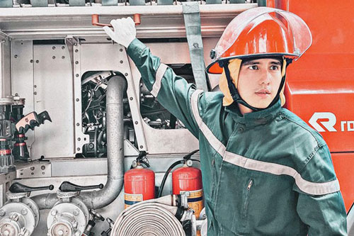 Mạnh Quân kể chuyện ‘ông bố bỉm sữa’, tiết lộ sụt 3 kg khi quay ‘Lửa ấm’