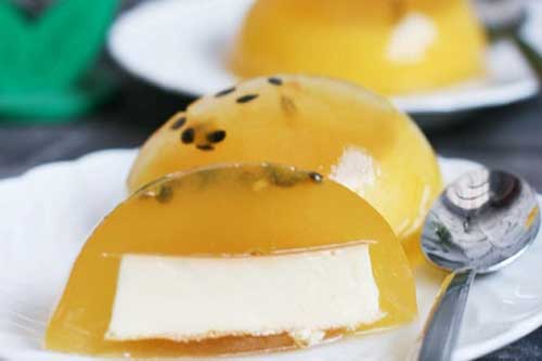 Cách làm thạch chanh leo nước cốt dừa ngon mát