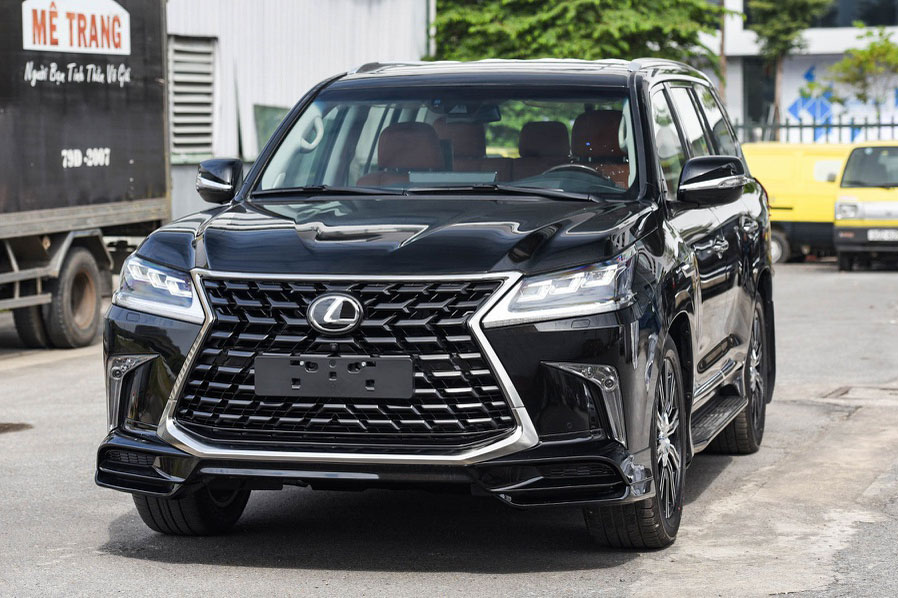 Chi tiết Lexus LX570 Super Sport 2021 đầu tiên tại Việt Nam