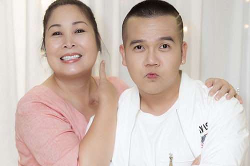 NTK Minh Châu: "Khi mẹ Hồng Vân đồng ý nhận lời, cảm xúc tôi vỡ oà"