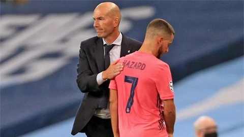 Zidane lại thoát hiểm ngoạn mục