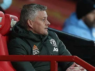 Solskjaer: Ngồi yên một chỗ tại M.U đến bao giờ?