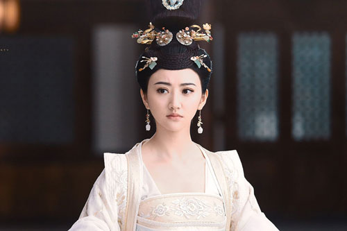 Truyền kỳ về Trưởng Tôn Hoàng hậu: Lấy chồng từ năm 13 tuổi, 25 tuổi được lập làm Hoàng hậu, thông tuệ đến mức đàn ông cũng không sánh bằng