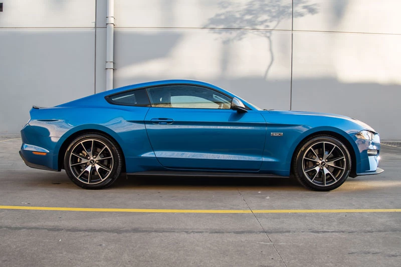 Ford Mustang 2020.