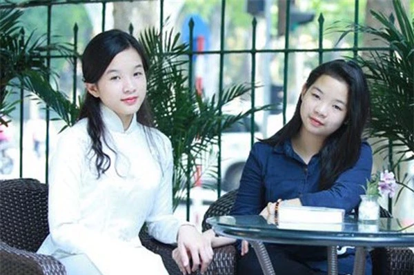 2 con gái Thanh Thanh Hiền: Cô chị là Hoa khôi học giỏi, cô em là ca sĩ tài năng - Ảnh 2.