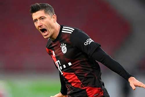 Chiếc giày Vàng châu Âu 2020/21: Lewandowski vào top 3, Ronaldo leo 18 bậc