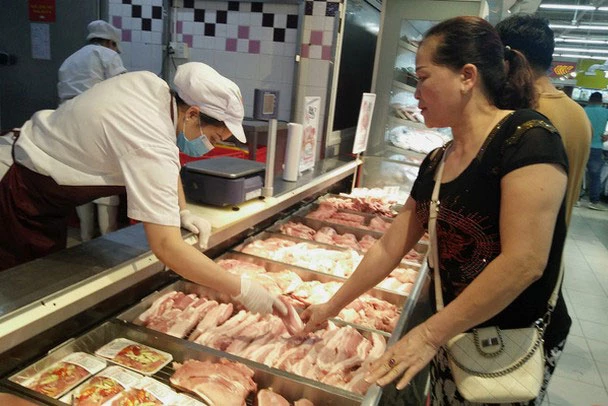 Giá thịt lợn đang dao động từ 110.000 - 160.000 đồng/kg.