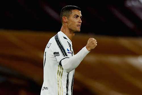 Ronaldo cán mốc 400 chiến thắng tại giải VĐQG
