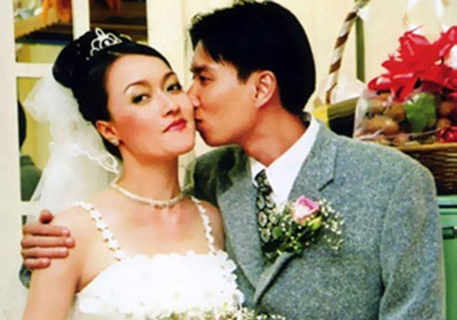 Tuổi 45 của "Táo bà" Vân Dung": Chấp nhận cảnh "chồng Nam vợ Bắc", được gia đình nhà nội thương yêu