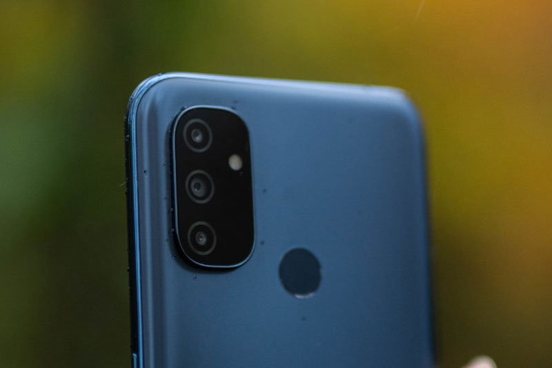 Smartphone RAM 4 GB, màn hình 90Hz, pin 5.000 mAh, giá hơn 5 triệu