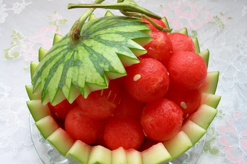 Bốn nhóm người nên hạn chế ăn dưa hấu