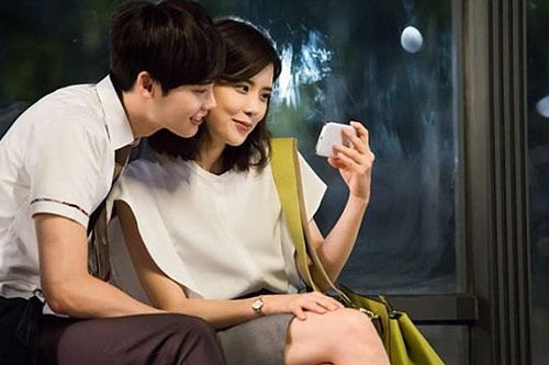 7 lí do khiến phụ nữ lớn tuổi mê 'phi công trẻ'