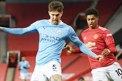 Pep Guardiola: 'John Stones vẫn là đá tảng'