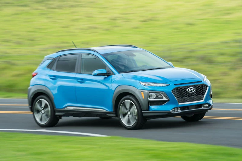 9. Hyundai Kona 2021 (giá khởi điểm: 20.400 USD).