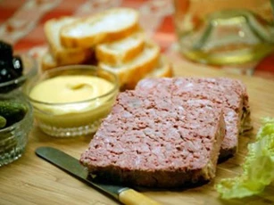Cách làm pate từ thịt heo ngon mà sạch cho bữa sáng