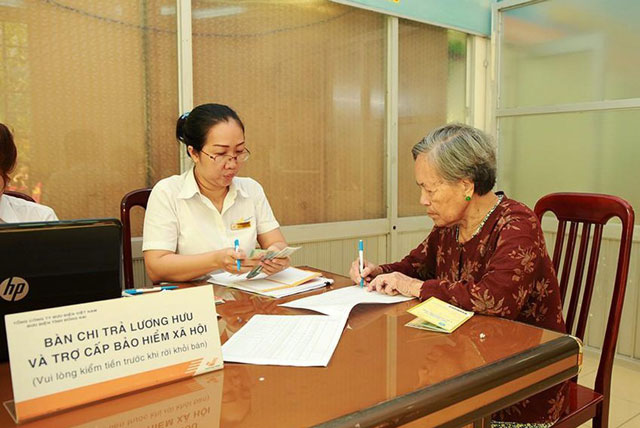 Chính sách về hưu trước tuổi mới áp dụng từ 1/1/2021