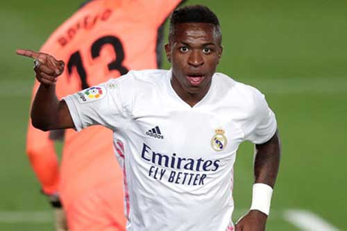 Muốn thành ngôi sao, Vinicius phải học cách ra quyết định