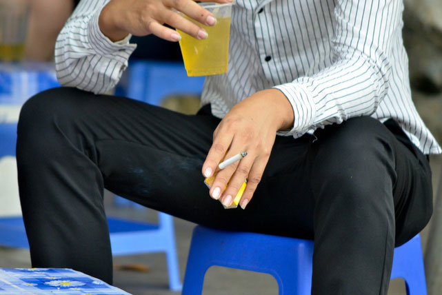 Hà Nội thành lập ban kiểm tra xử lý vi phạm hút thuốc lá nơi công cộng