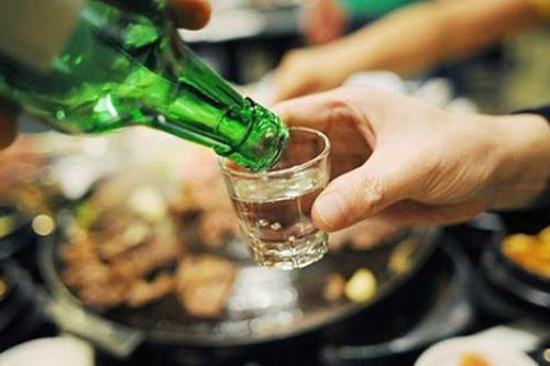 3 việc làm vào buổi tối là 'sát thủ' hại gan, điều số 3 rất nhiều người Việt mắc phải