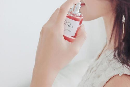 90% phụ nữ Việt mắc sai lầm tai hại khi xịt nước hoa, nếu còn tiếp tục sẽ tự rước bệnh vào người