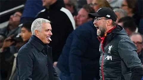 Mourinho mỉa mai phát biểu về chấn thương của Klopp