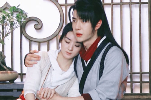 "Hữu Phỉ" của Triệu Lệ Dĩnh gây sốt ngay trong ngày đầu ra mắt