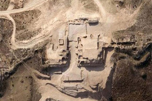 Khai quật mật thất 4.300 năm, nhà khảo cổ... rợn người