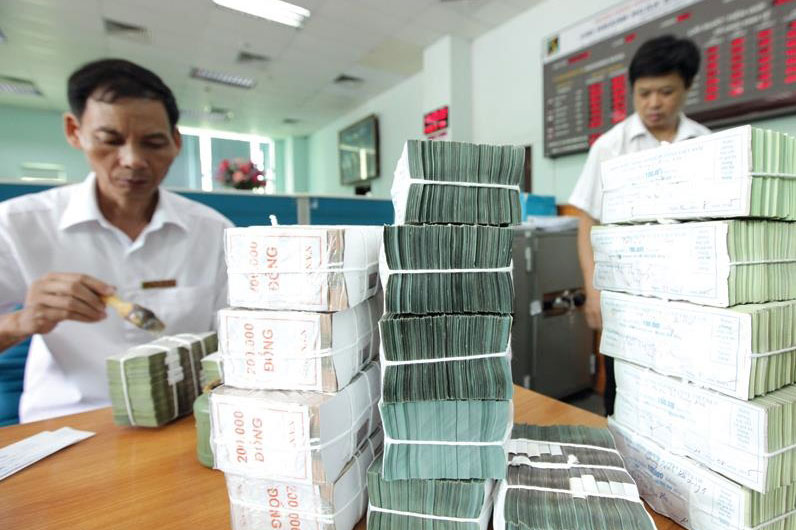 Nhà đầu tư và ngân hàng cùng 'ngóng' thị trường mua bán nợ