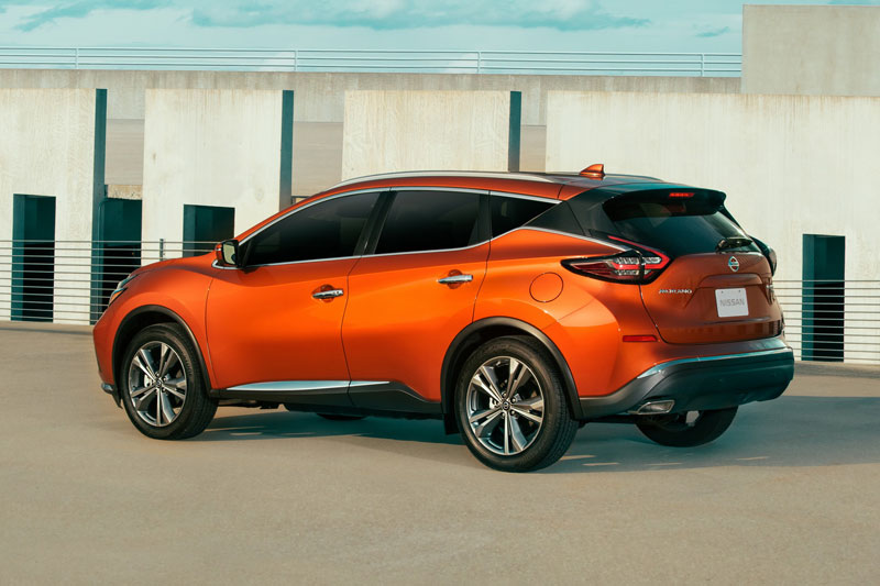 SUV Nissan trang bị động cơ V6, giá hơn 750 triệu đồng