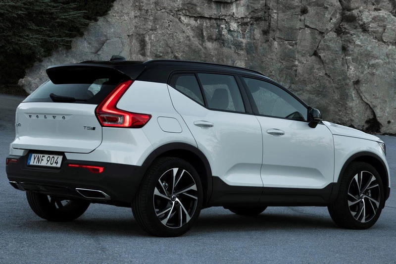 1. Volvo XC40.