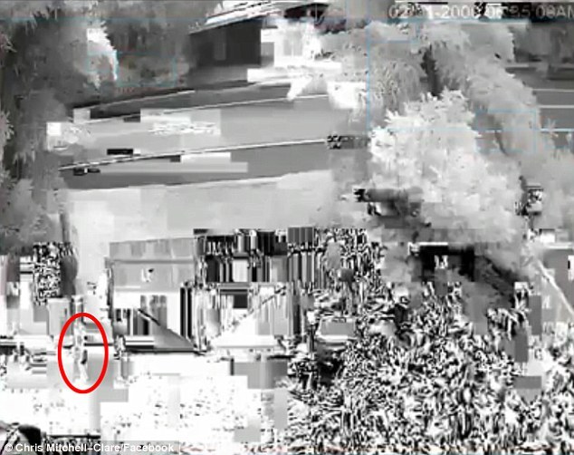 Xem khoảnh khắc ‘ma’ đột nhập vào nhà