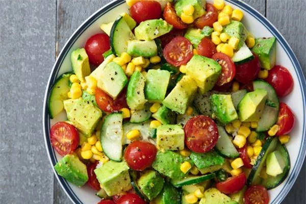 Salad bơ giúp giảm cân tốt