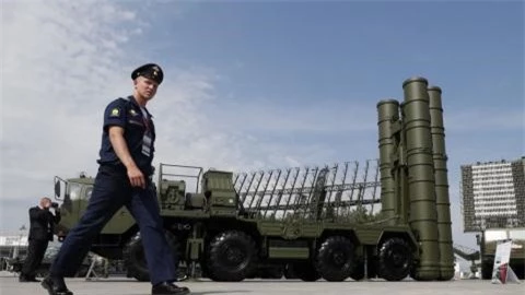 'Tho mua he thong S-400 la do My' 