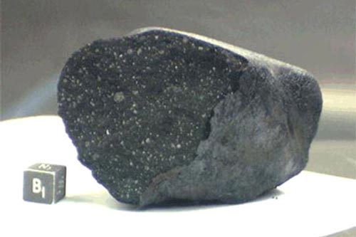 Choáng: Tìm ra thứ sinh ra sự sống trong 3 thiên thạch