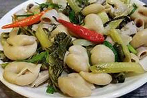 Cách làm lòng lợn xào dưa thơm ngon đúng điệu