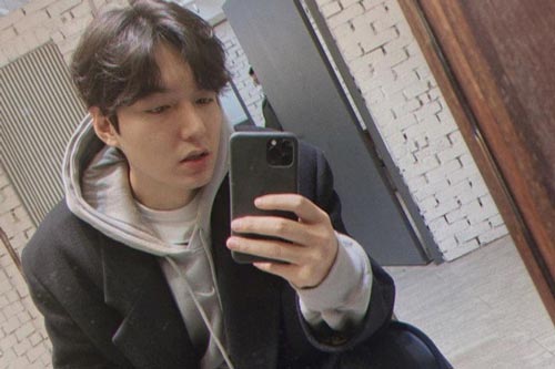 Lee Min Ho "lột xác" ngoạn mục khiến dân tình cứ tưởng idol nào