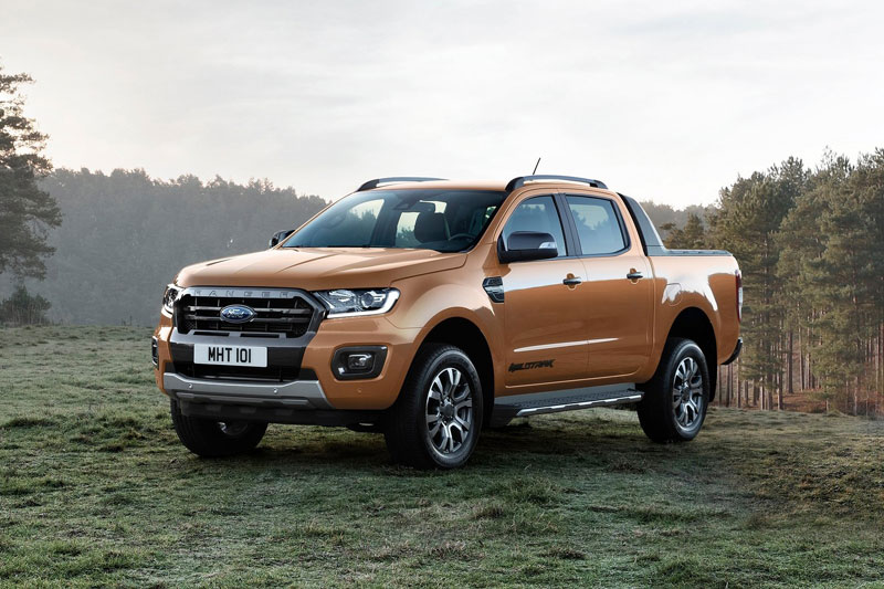 Top 10 xe bán tải rẻ nhất năm 2020: Ford Ranger đứng đầu