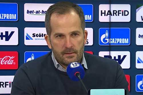 HLV thứ 4 mất việc tại Bundesliga