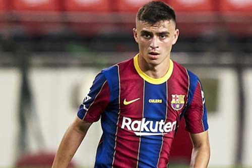 Pedri, người hùng ở tuổi 18