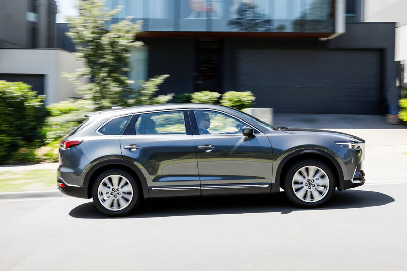 'Soi' Mazda CX-9 2021, giá hơn 800 triệu đồng