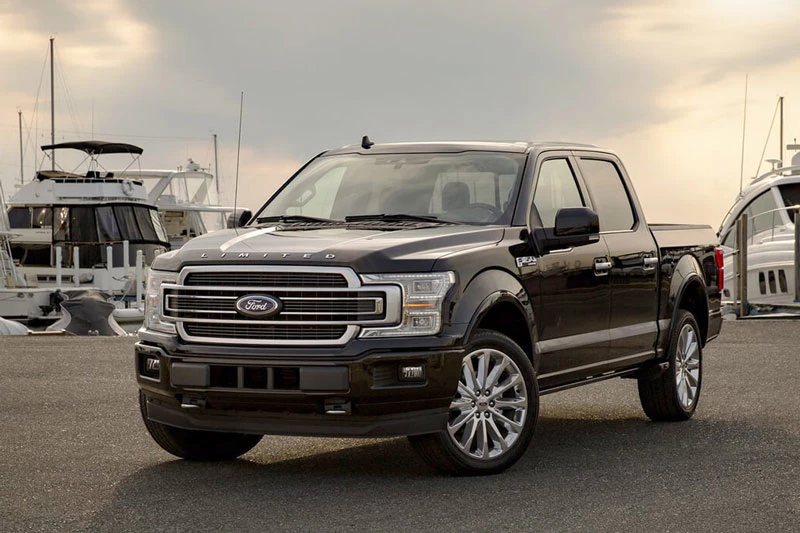 1. Ford F-Series (doanh số: 52.698 chiếc).