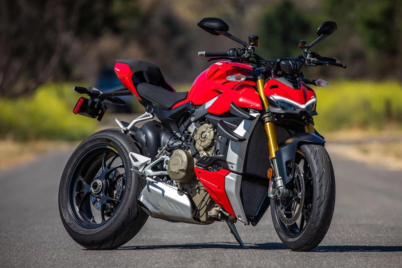 10. Ducati Streetfighter V4 S.