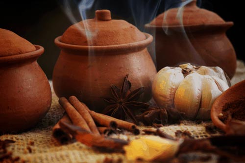 Mẹo sử dụng nồi đất cực bền, tốt cho sức khỏe mà nấu ăn lại ngon