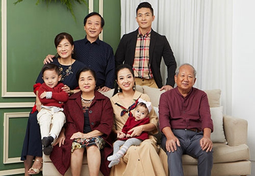 Gia đình Quốc Cơ - Hồng Phượng chụp ảnh Giáng sinh