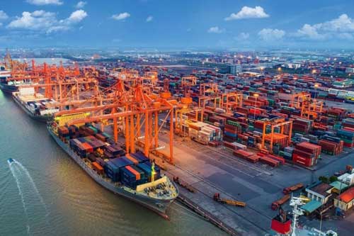 Kim ngạch xuất nhập khẩu đạt 515 tỷ USD, xấp xỉ năm 2019