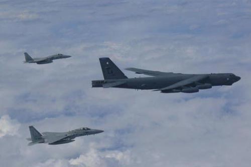 Iran lấy gì để 'đón tiếp' B-52H?