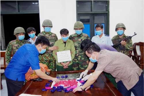 Hà Tĩnh: Giả làm quân nhân để vận chuyển ma túy