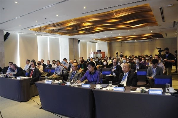 Các Đại biểu và doanh nghiệp tham dự Hội thảo.